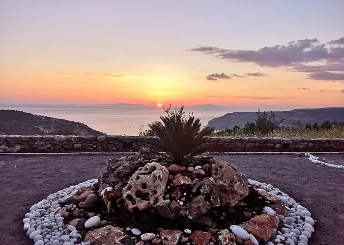 Sunset View Stone House, Mani Hébergement de vacances *