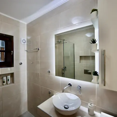 Sunset View Stone House, Mani Casa de Férias Areopoli