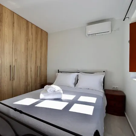 Sunset View Stone House, Mani Ferienhaus *